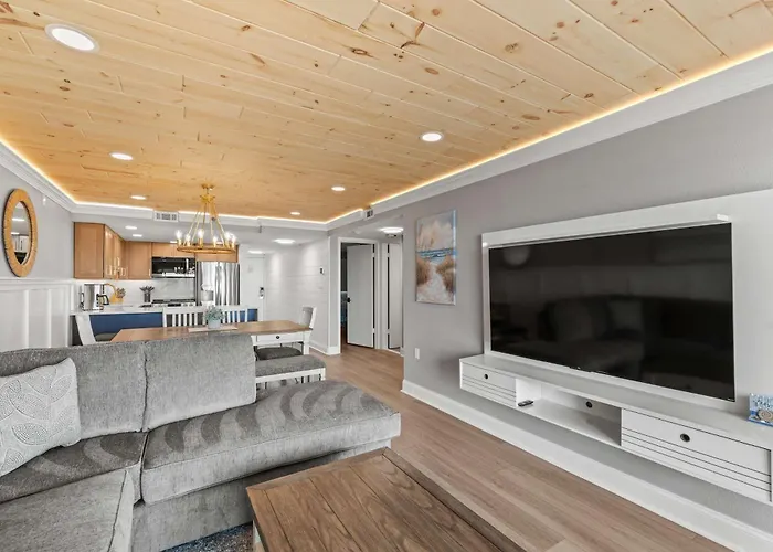 Ultra Luxe Oceanfront Escape With Breathtaking Views * Ocean Stadt